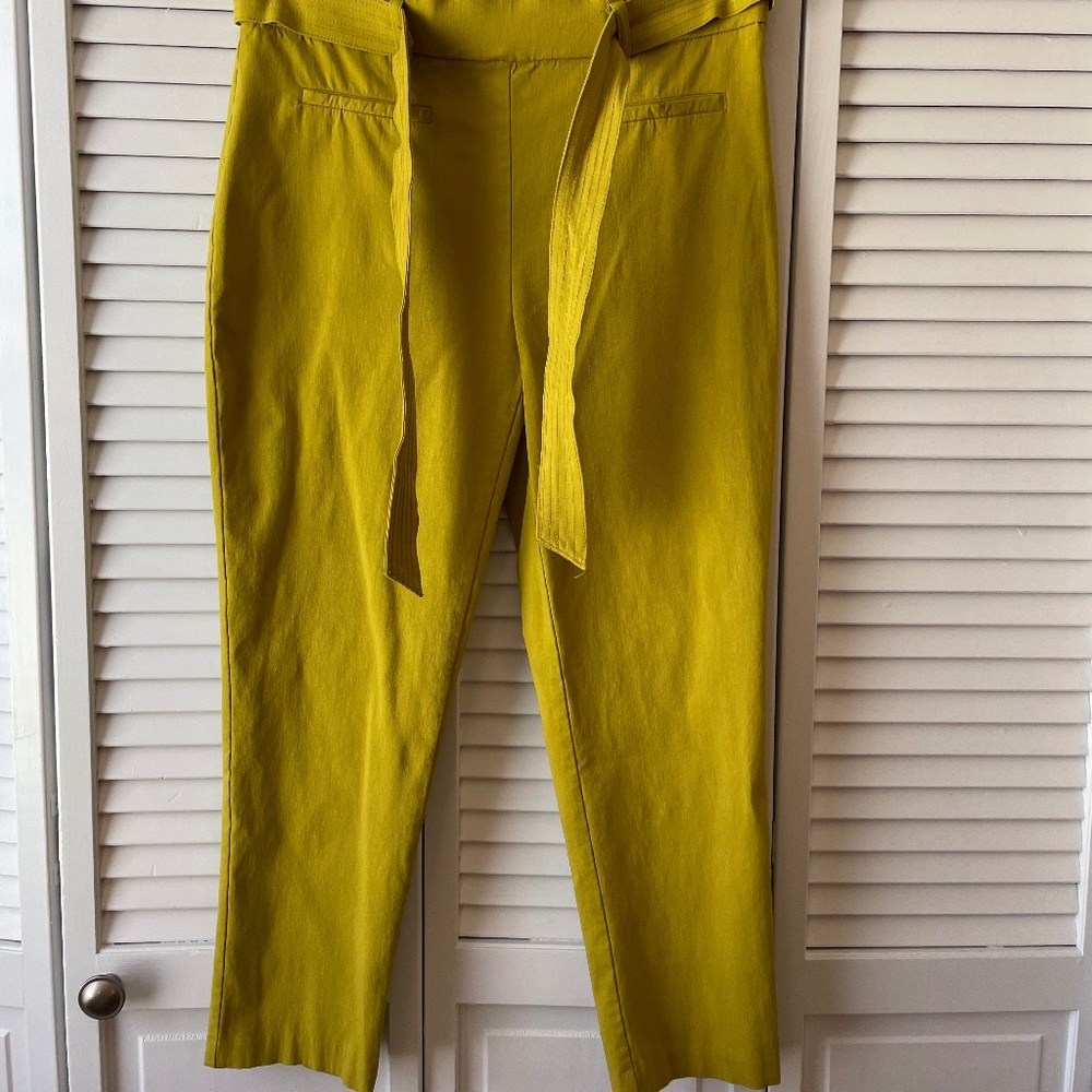 Stylish Yellow Women's Pants - Picture 2 of 4